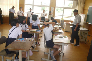 P1570899